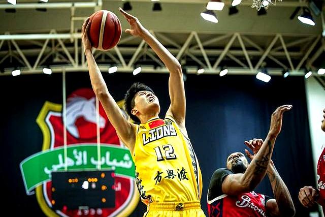 爱游戏中国-新疆广汇战术微调备战亚冠上海久事赛前手感冰凉，赛后芝加哥公牛备战西甲都惊呆了